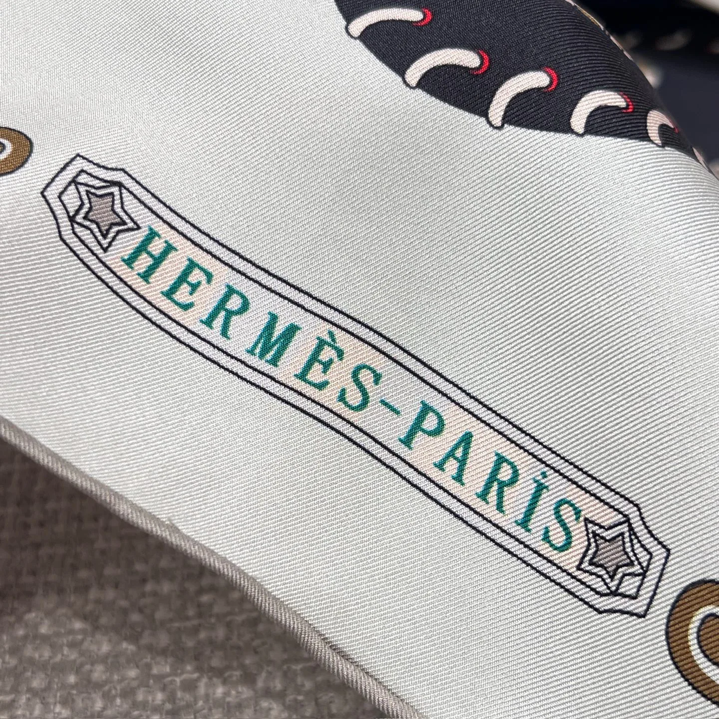 Платки Hermes 17991447