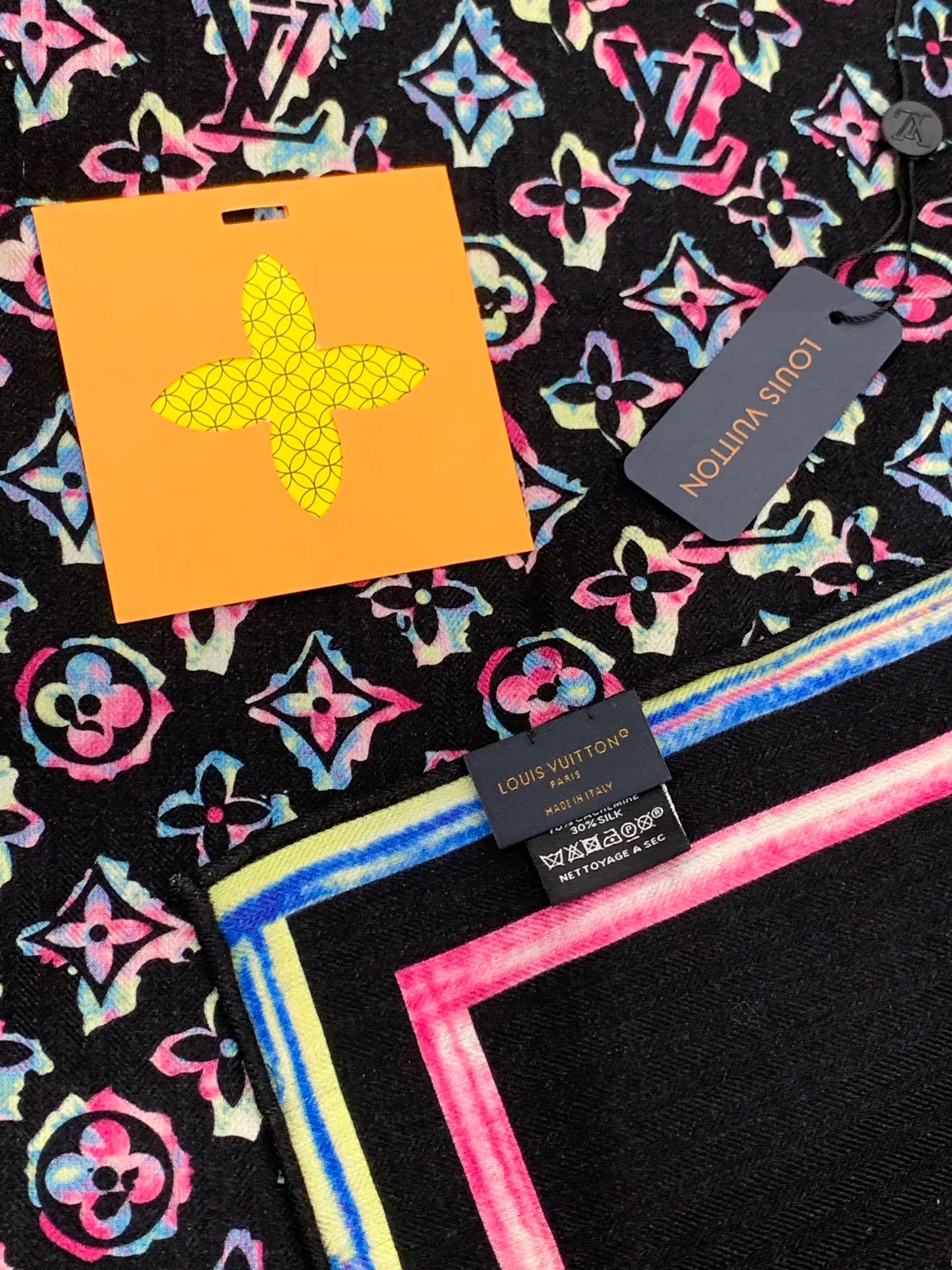 Шарфы Louis Vuitton 318424