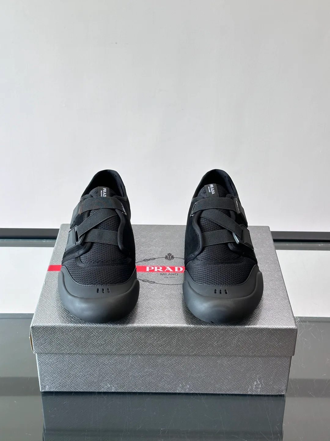 Кроссовки Мужские Prada 17322799