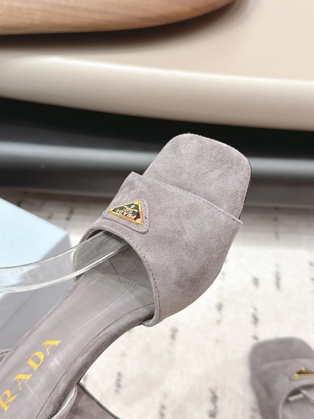 Босоножки Женские Prada 11014296