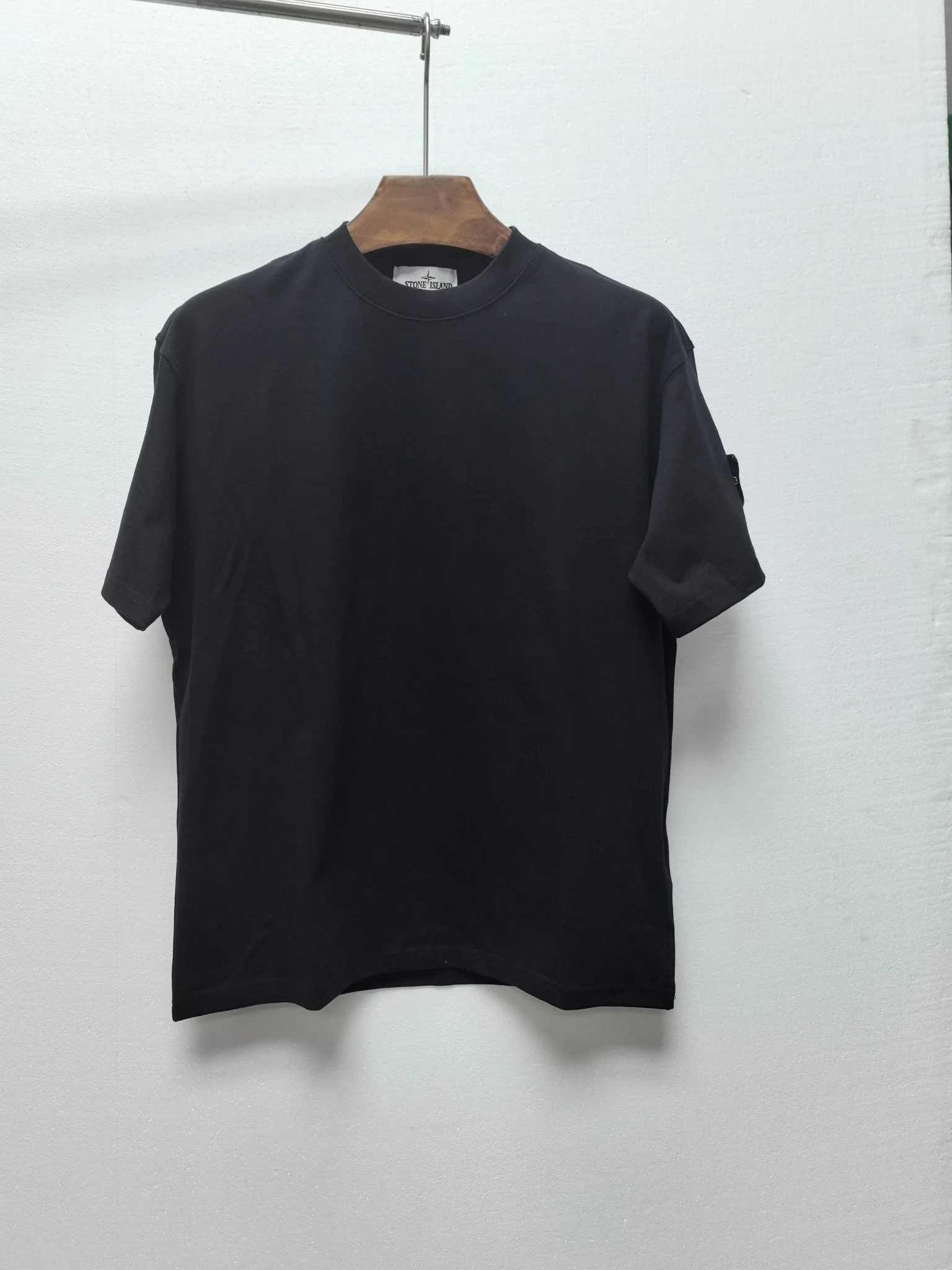 Футболки Женские Stone Island 2687