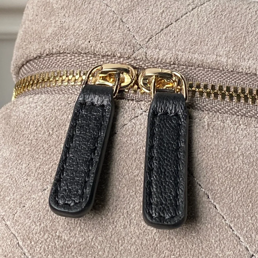 Классические Сумки Женские Chanel 18207791