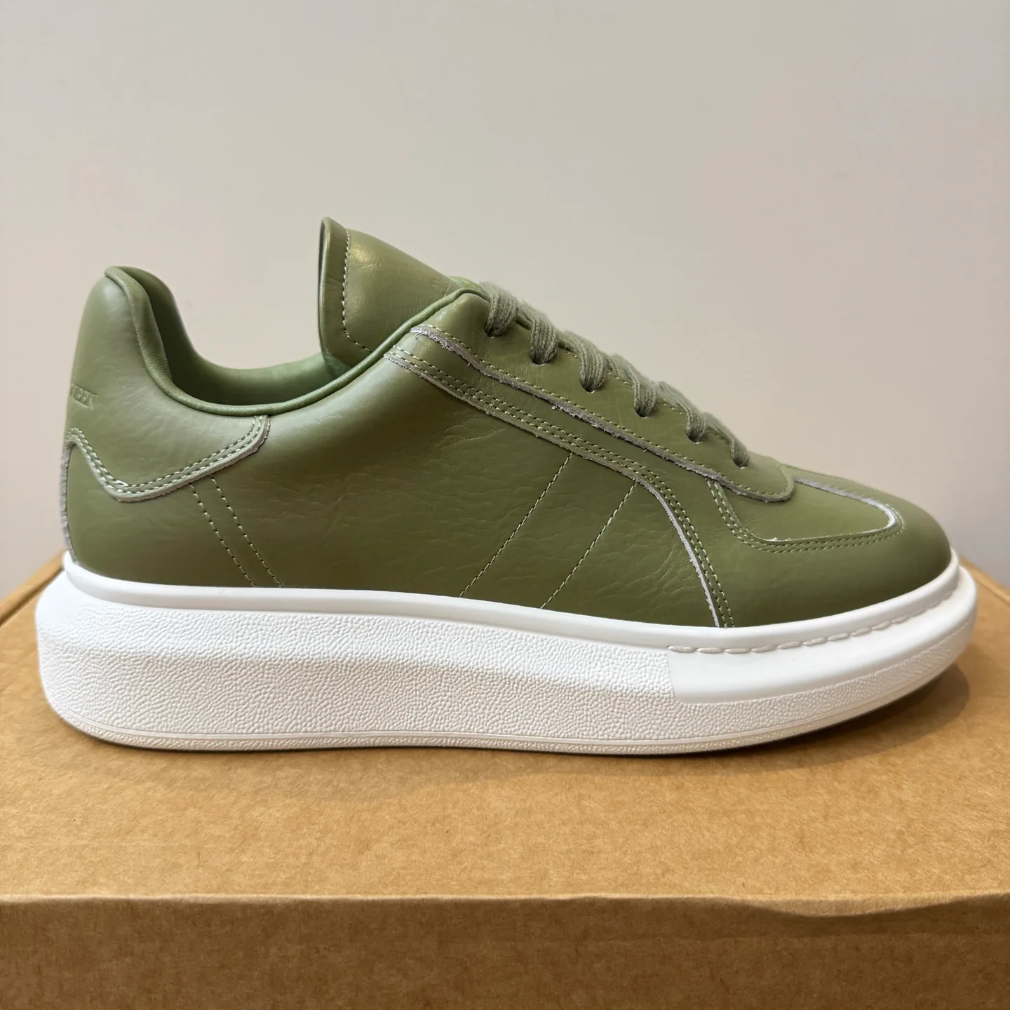 Кроссовки Женские Alexander Mcqueen 5049215