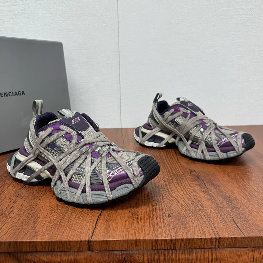 Кроссовки Женские Balenciaga 13216461