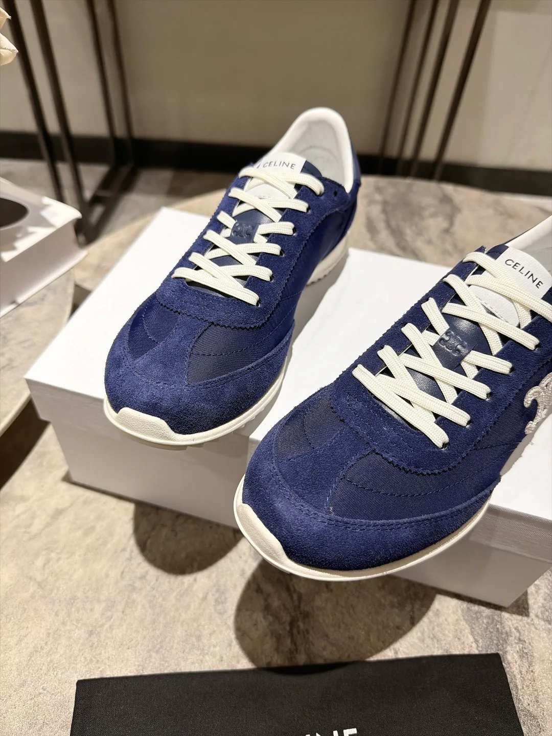 Кроссовки Женские Celine 18104792