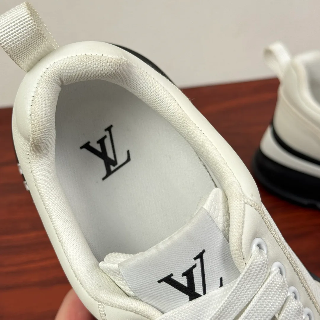 Кроссовки Мужские Louis Vuitton 1142097