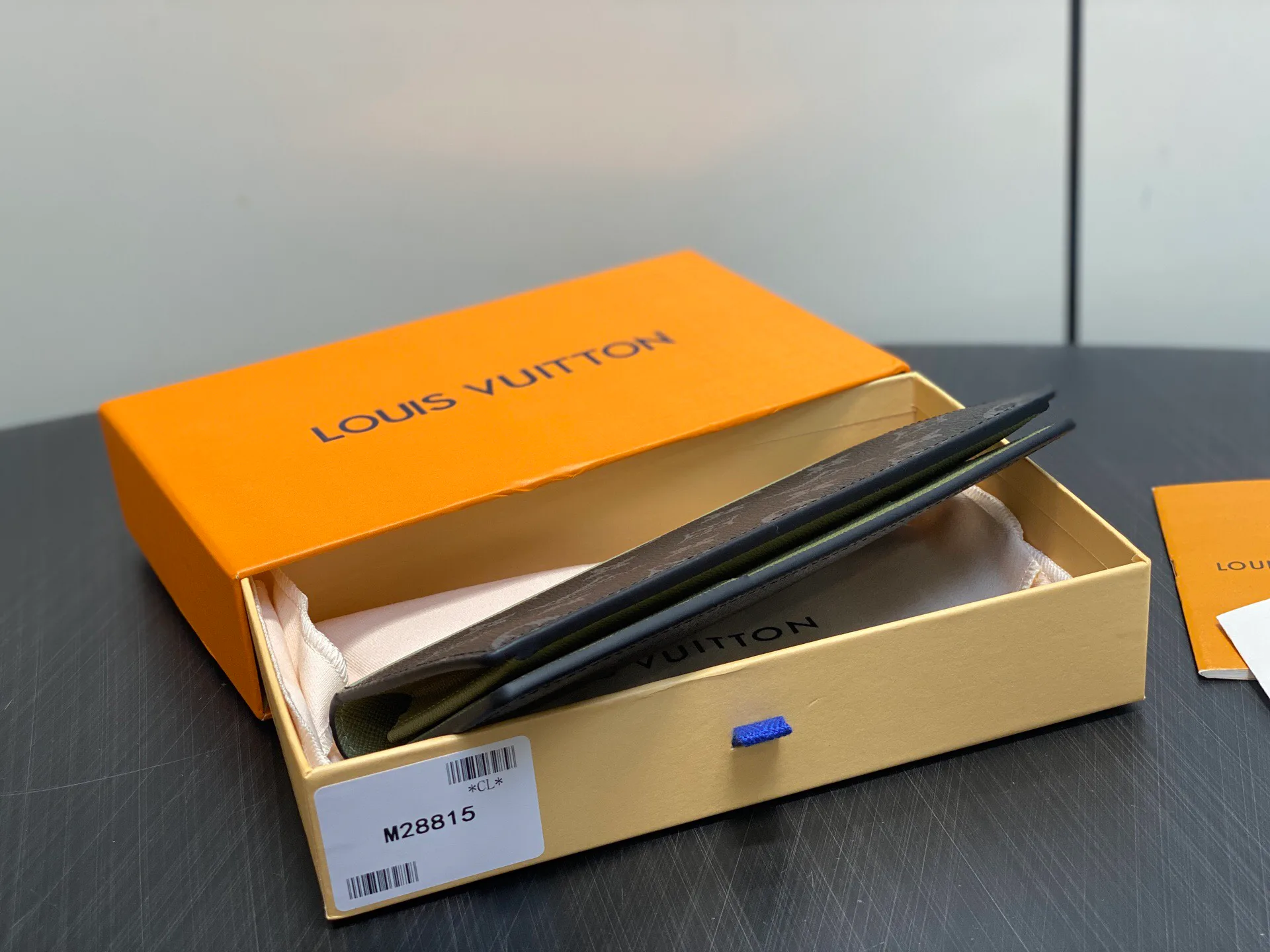 Клатчи Женские Louis Vuitton 17499402