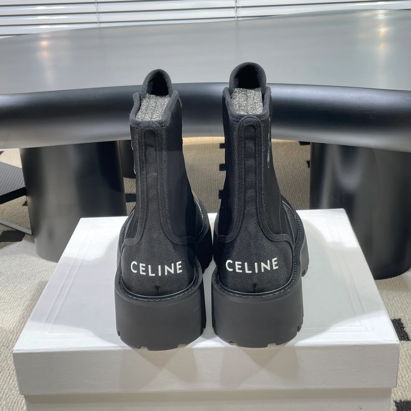 Ботинки Женские Celine 18041639
