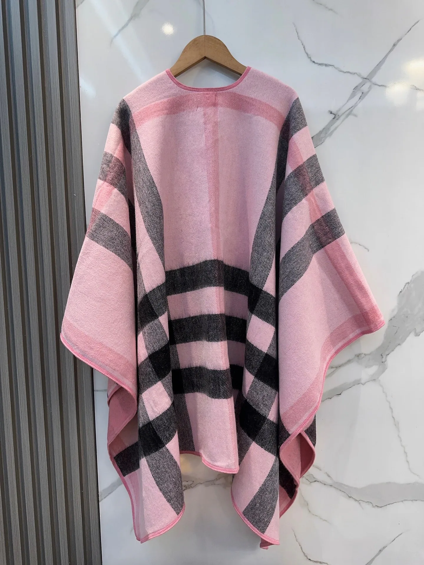 Шарфы Burberry 475673