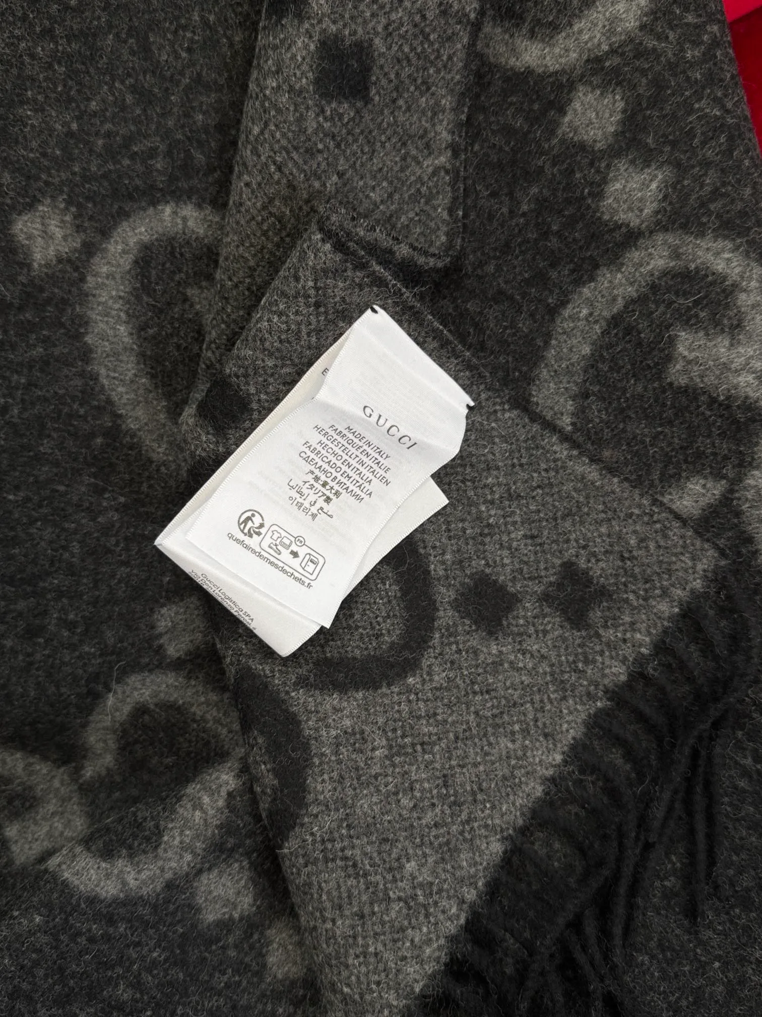 Шарфы Gucci 17992373