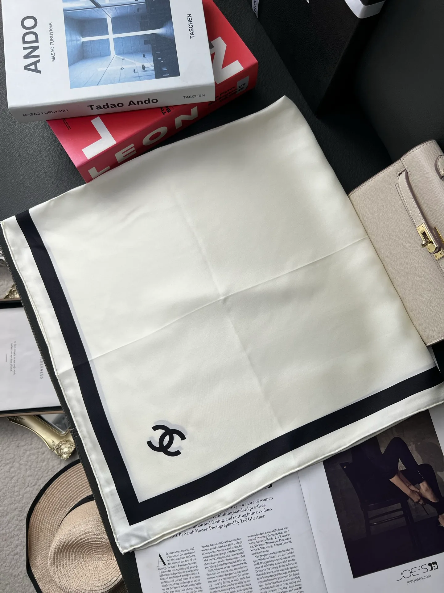 Платки Chanel 13416564