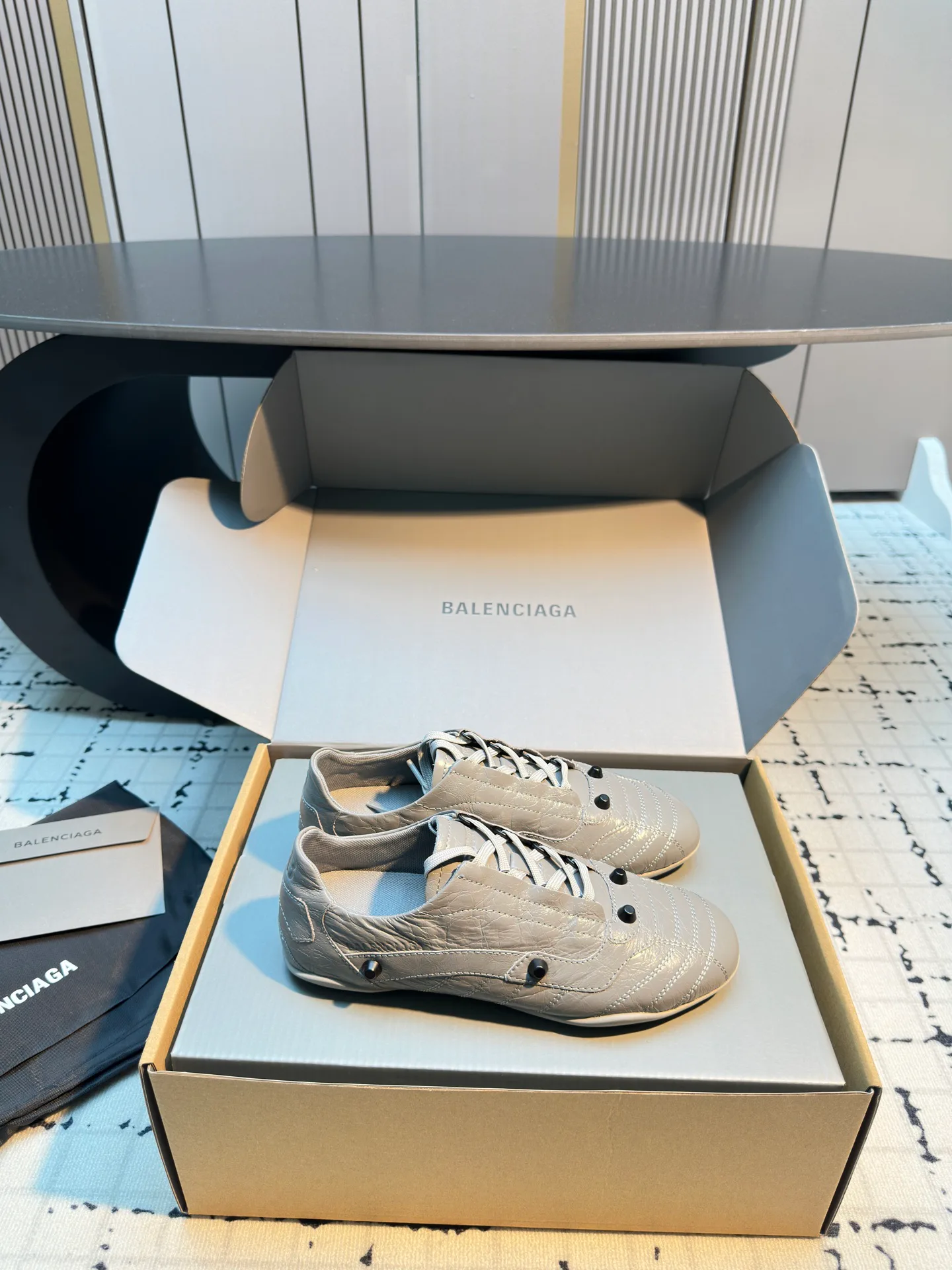 Кроссовки Женские Balenciaga 516070