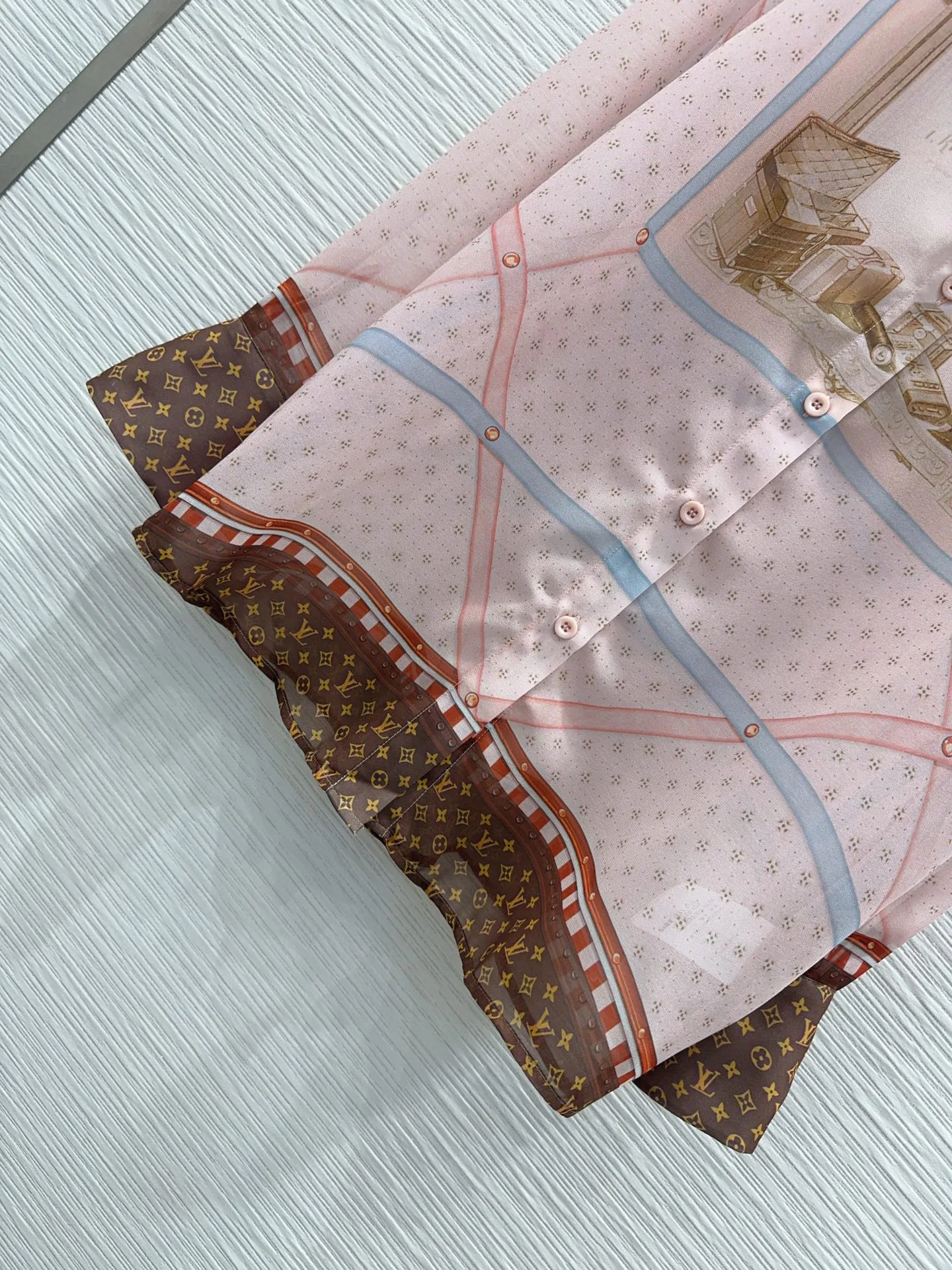Рубашки Женские Louis Vuitton 13448207