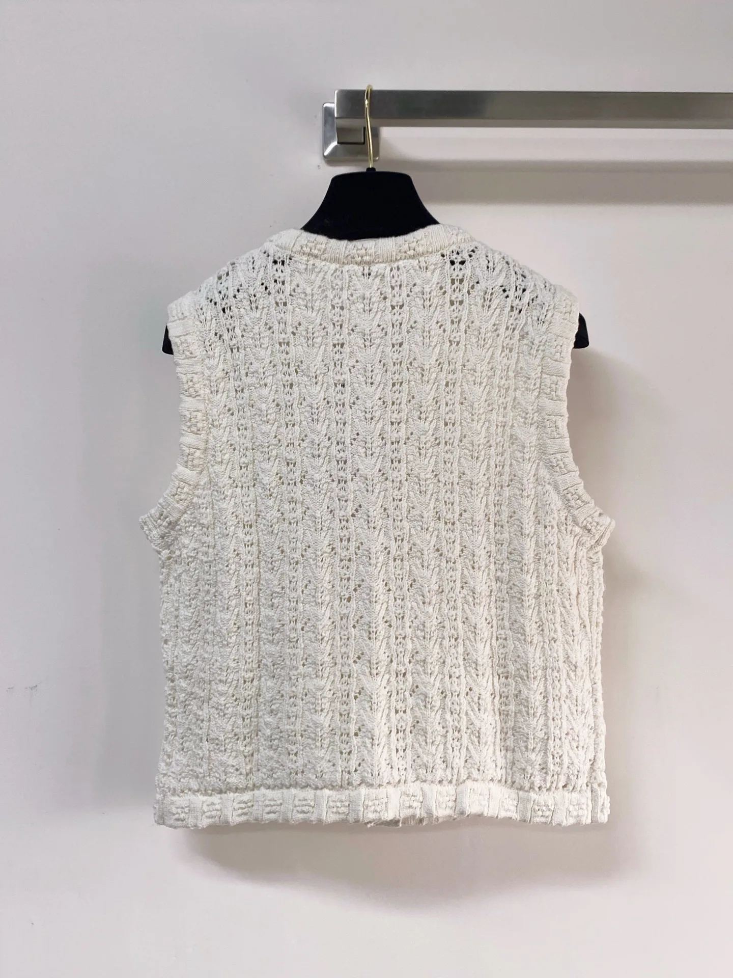 Жилеты Женские Chanel 13553392