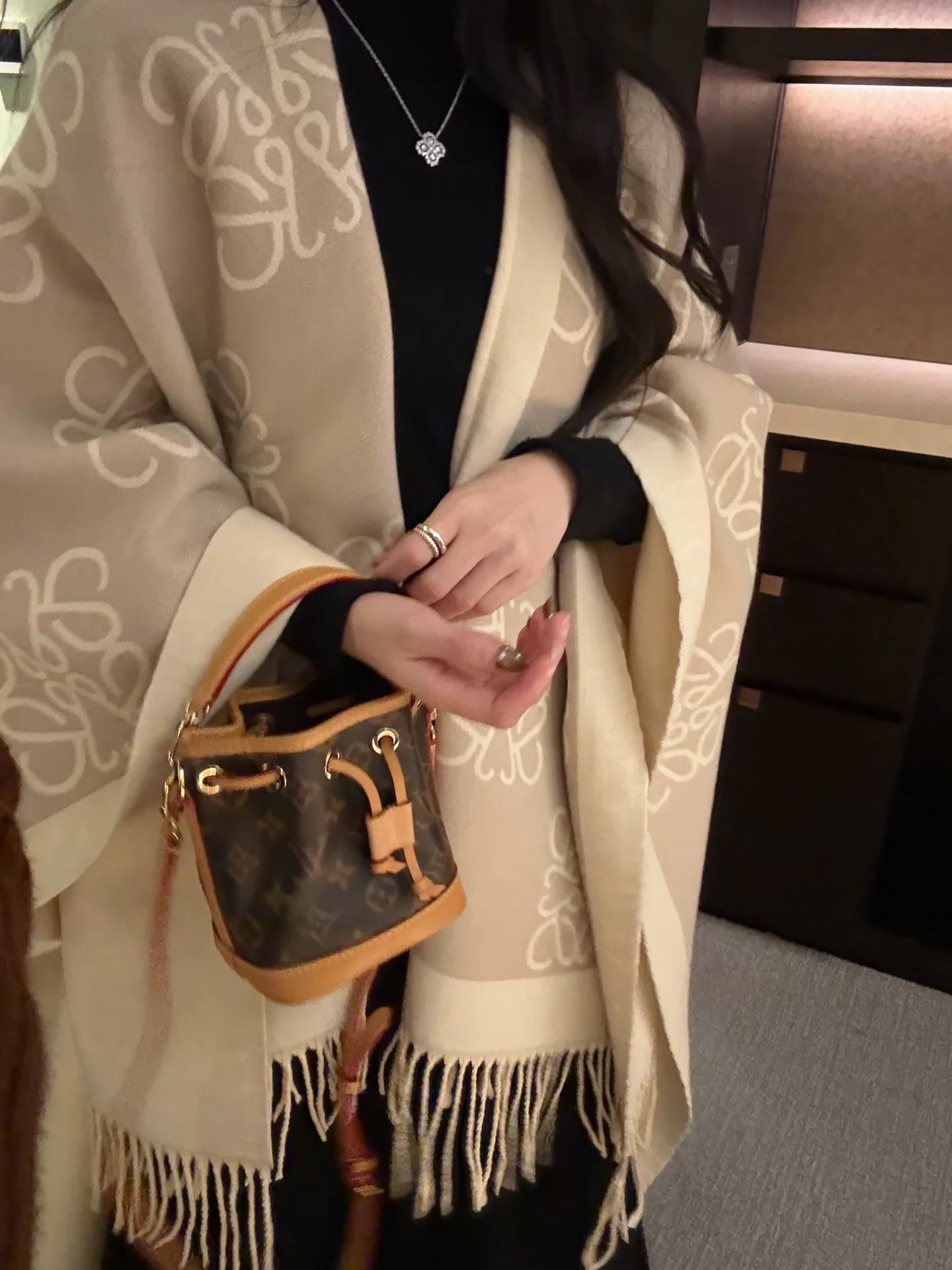 Шарфы Louis Vuitton 836033