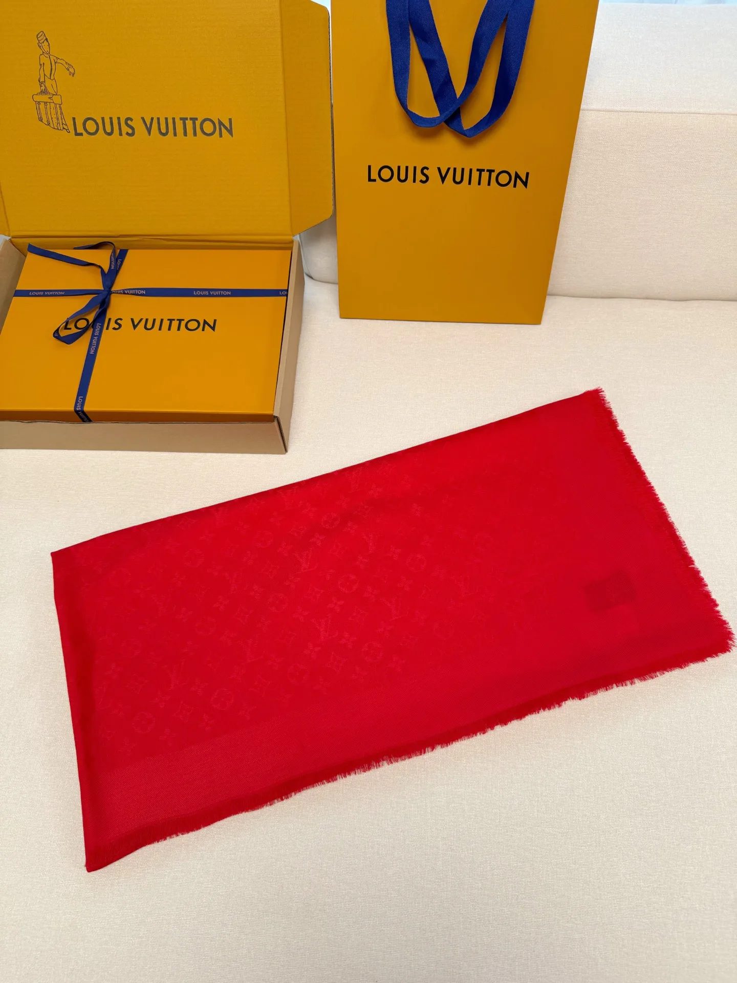 Шарфы Louis Vuitton 437756