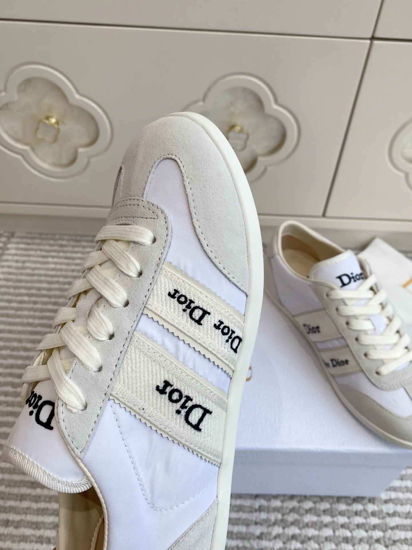 Кроссовки Женские Christian Dior 13556868