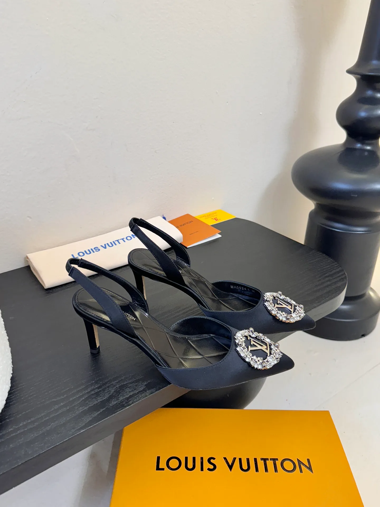 Туфли Женские Louis Vuitton 3495974