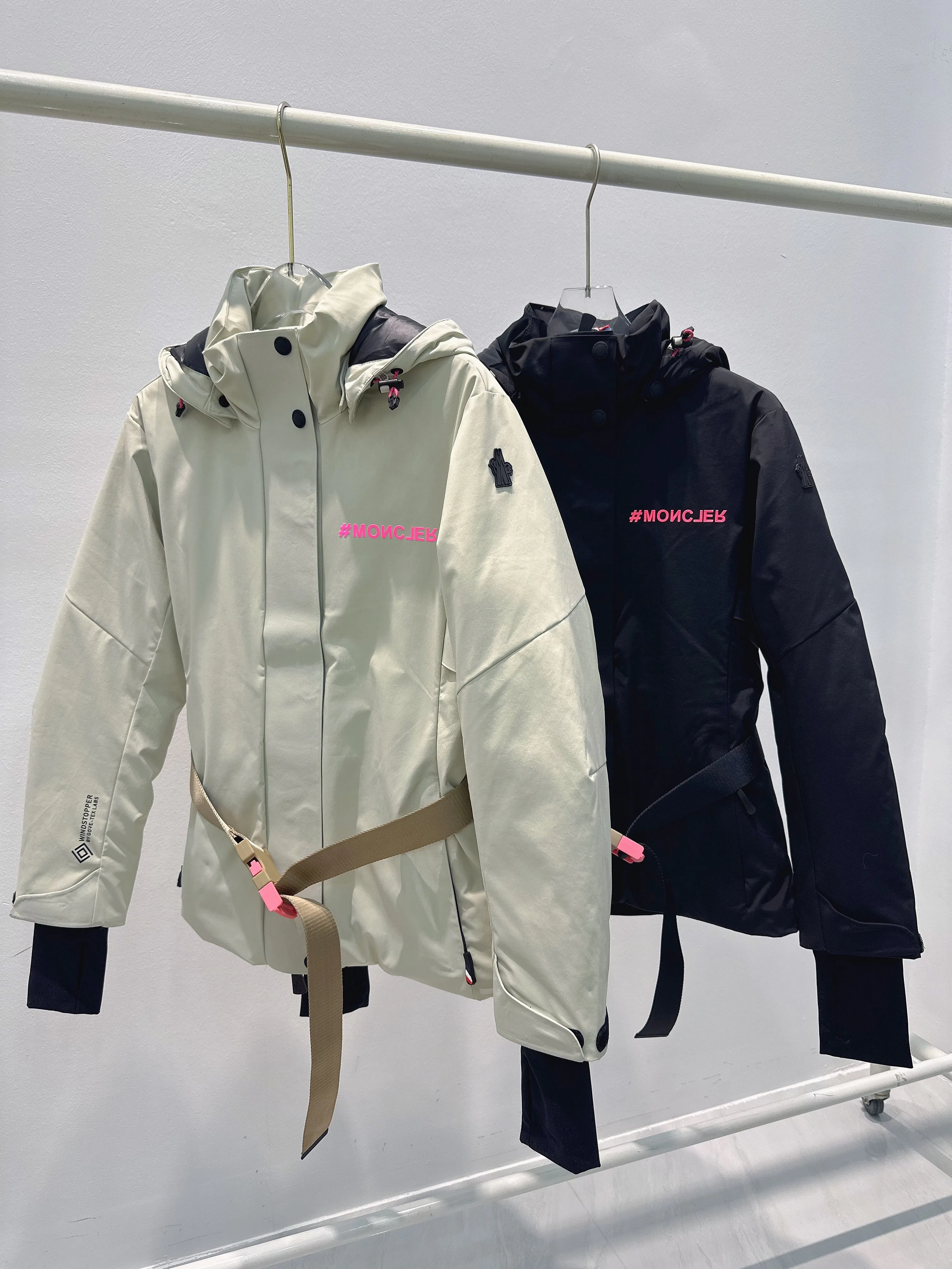 Куртки И Пуховики Женские Moncler 18710223