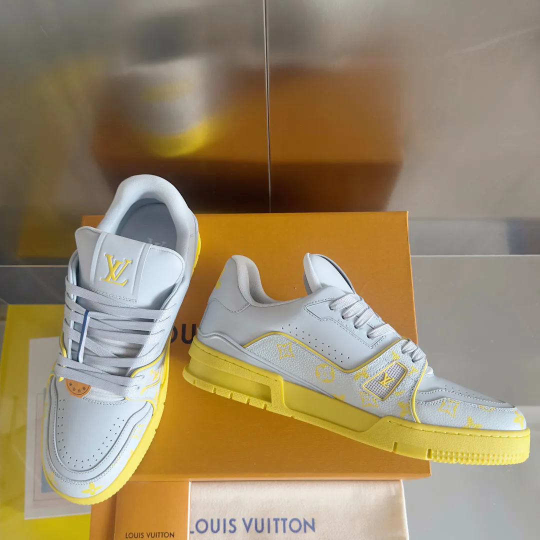 Кроссовки Мужские Louis Vuitton 17483775