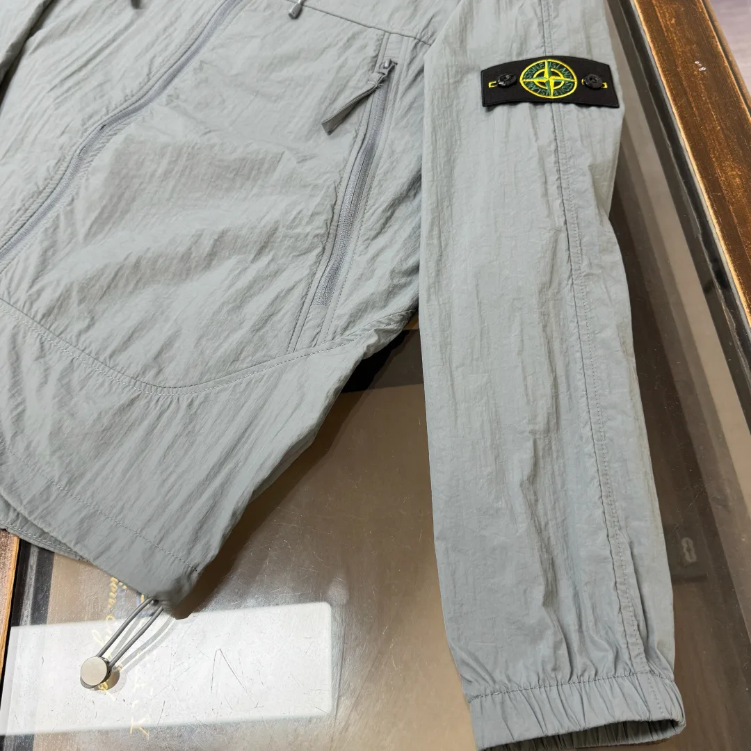 Куртки И Пуховики Мужские Stone Island 17286050