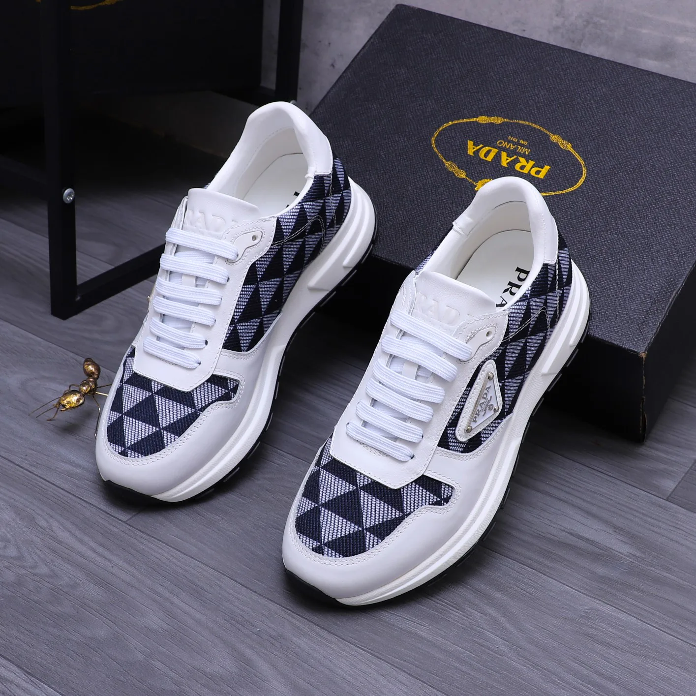 Кроссовки Женские Prada 17429866