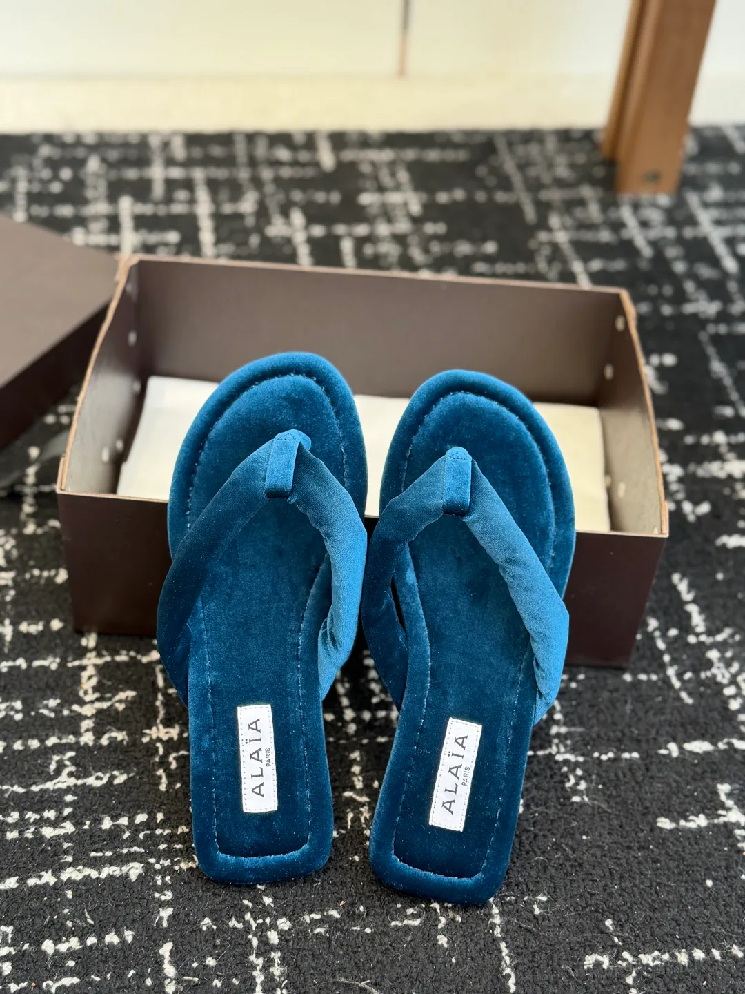 Сандалии Женские Alaia 11223012