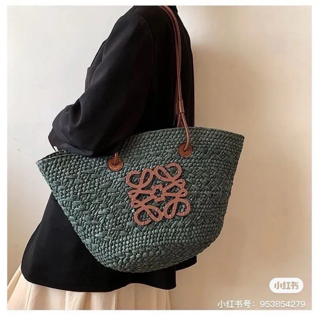 Классические Сумки Женские Loewe 11633349