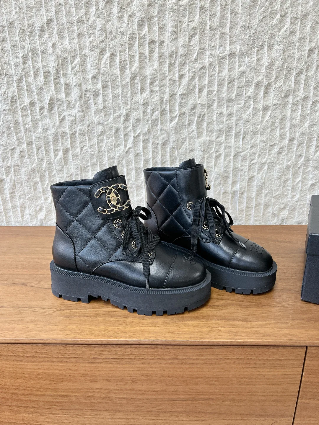 Ботинки Женские Chanel 517658