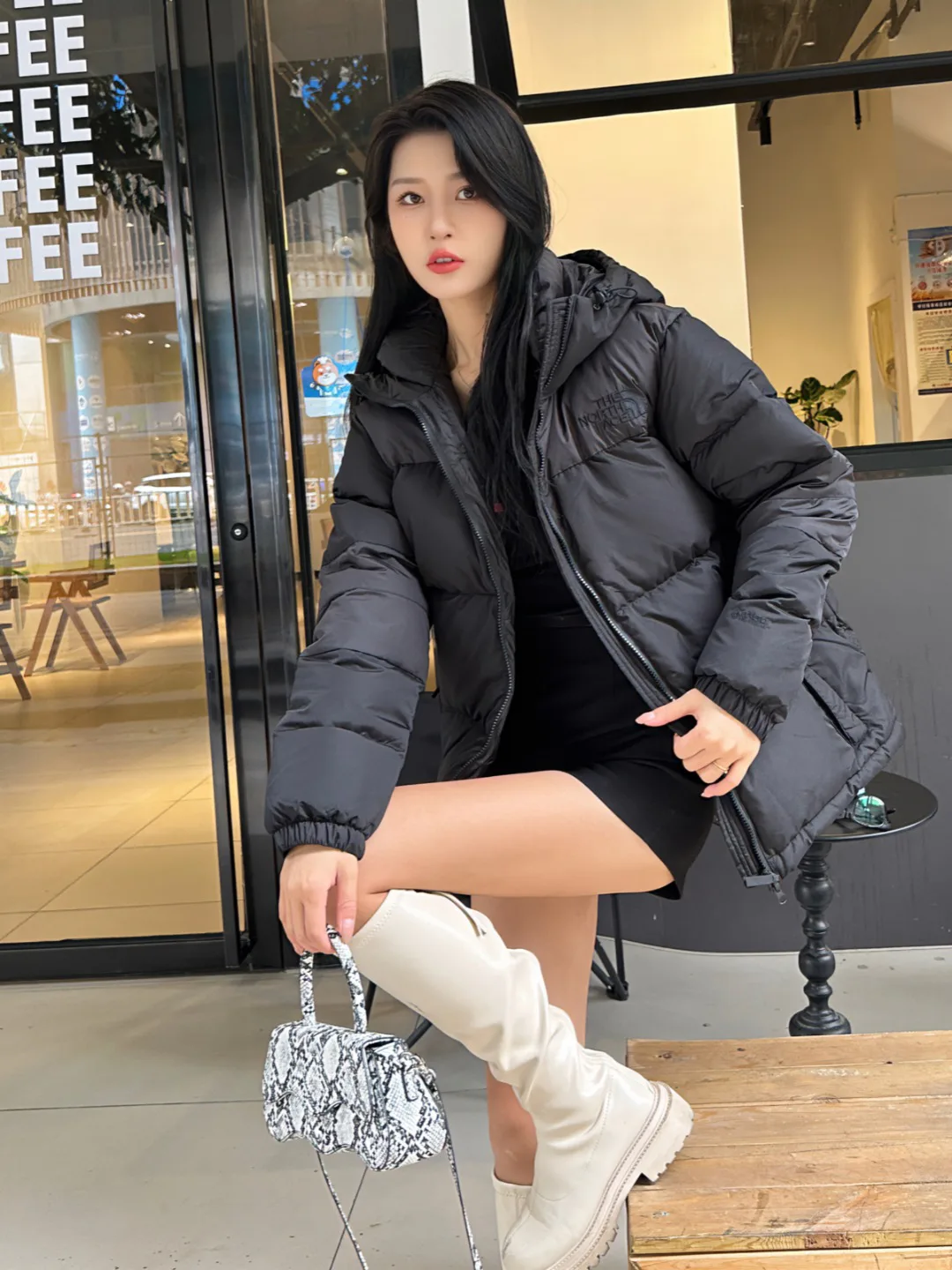 Куртки И Пуховики Женские The North Face 18416071