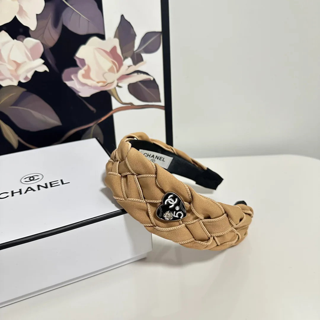 Головные Уборы Chanel 11469203