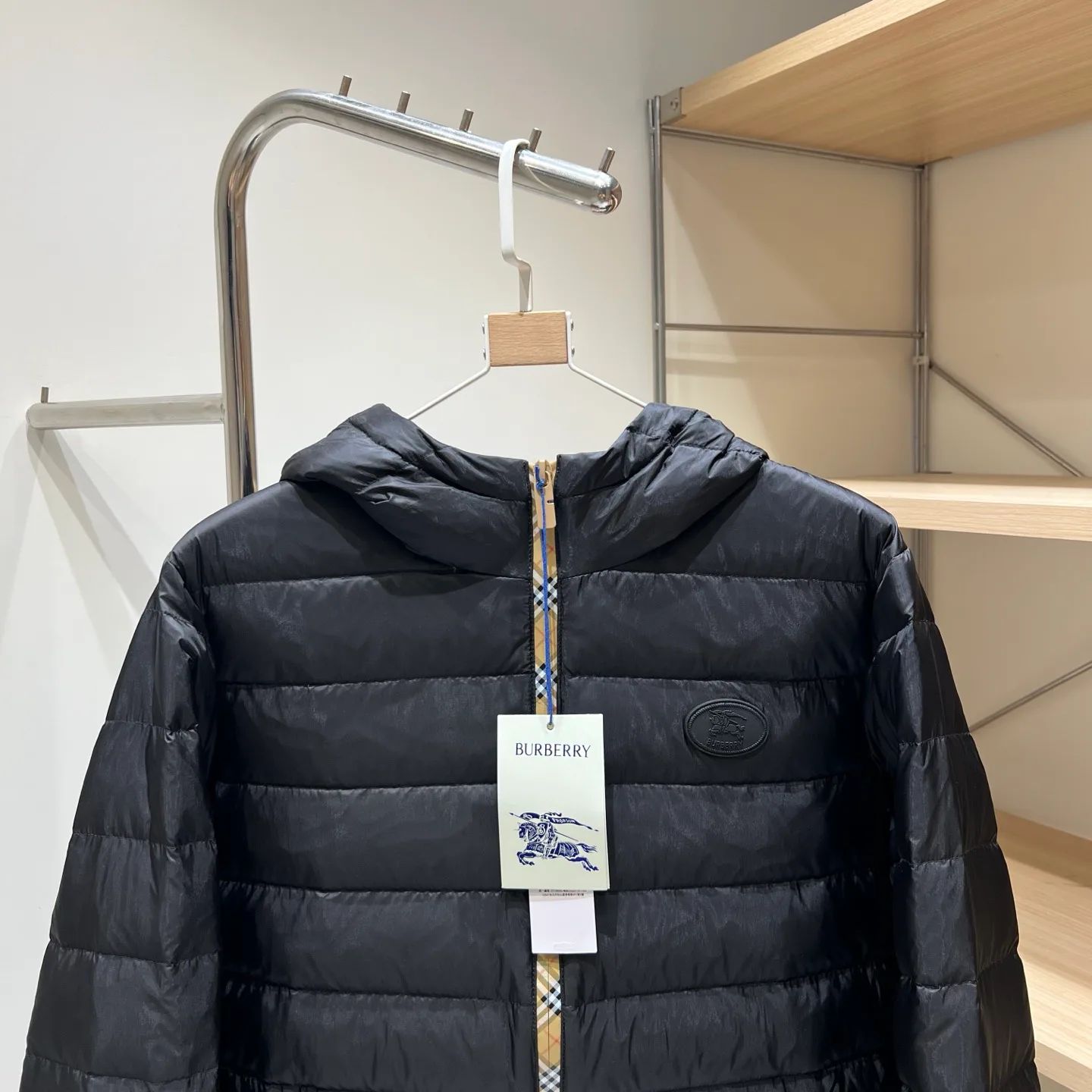 Куртки И Пуховики Женские Burberry 18110899