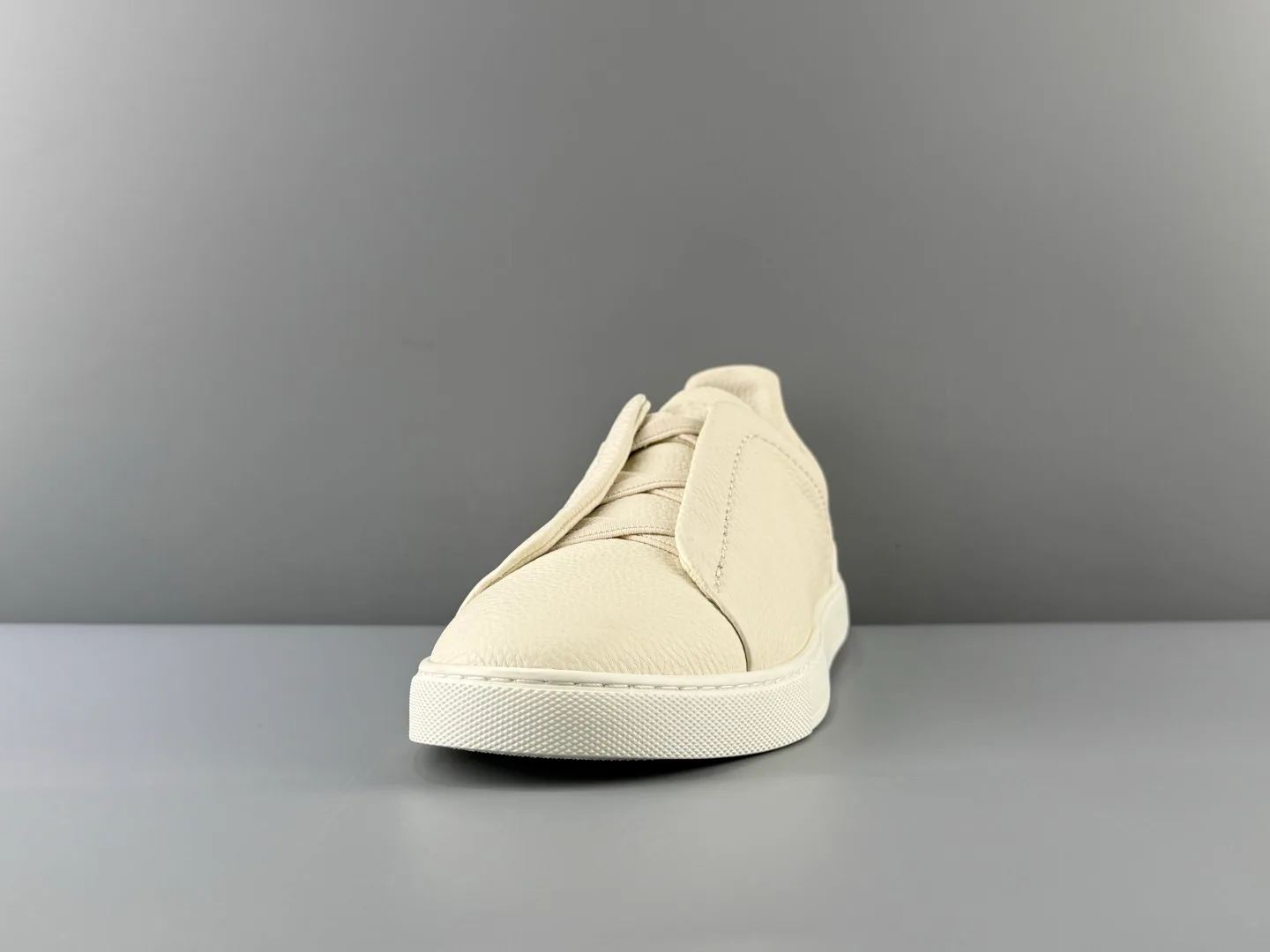 Кроссовки Женские Zegna 18552316