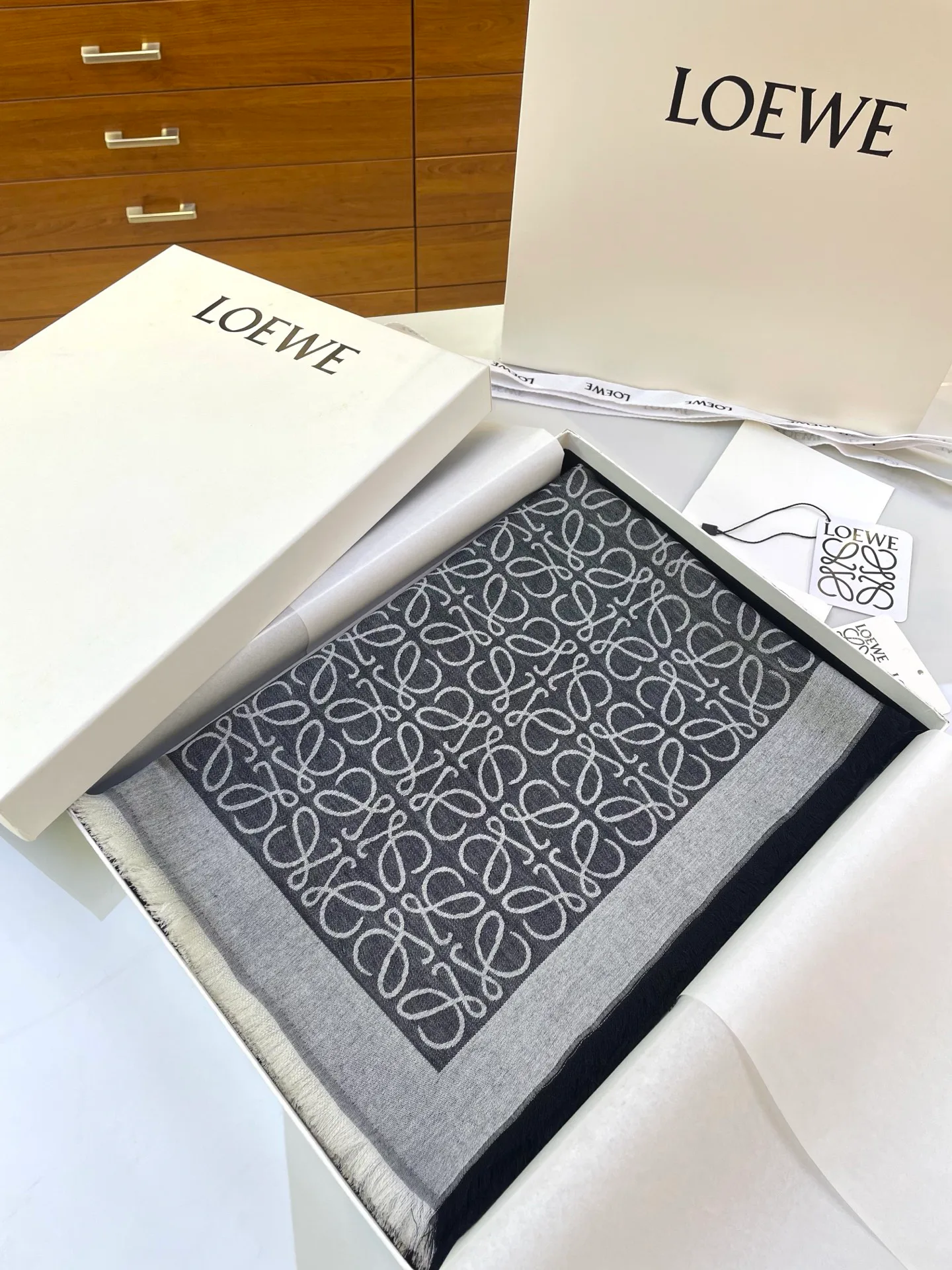 Шарфы Loewe 210258