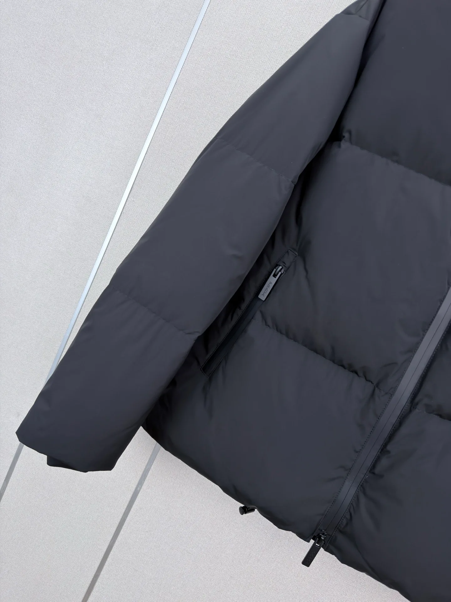 Куртки И Пуховики Женские Prada 19589724