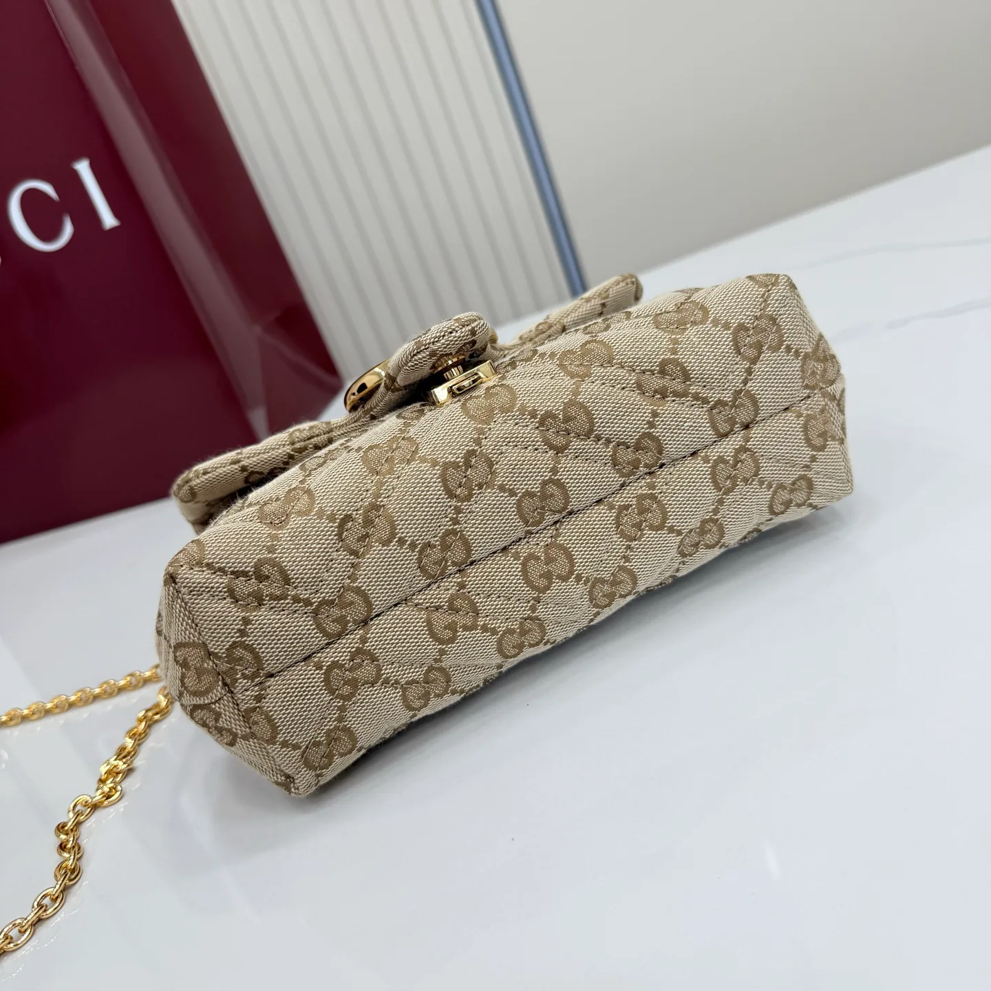 Классические Сумки Женские Gucci 12841780