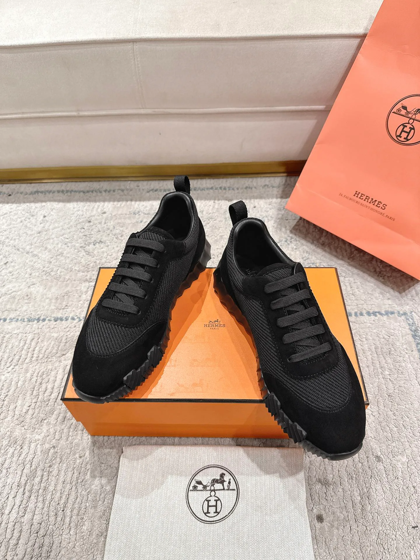 Кроссовки Женские Hermes 11738671