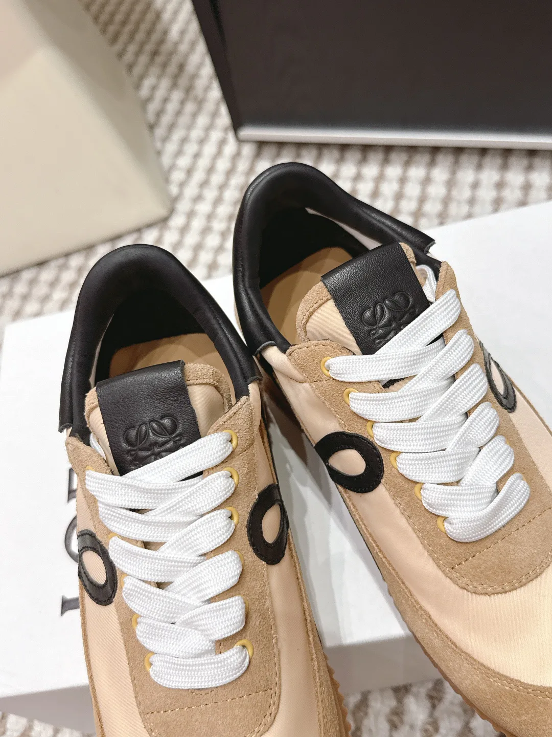 Кроссовки Женские Loewe 1866713