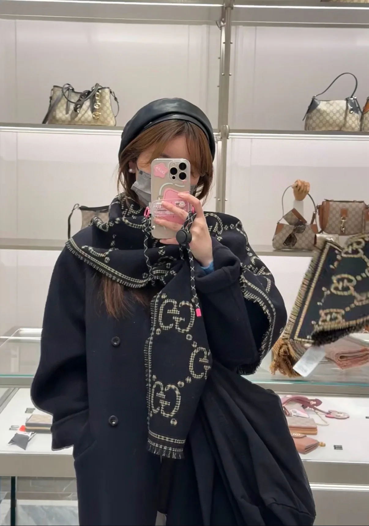 Шарфы Gucci 832119