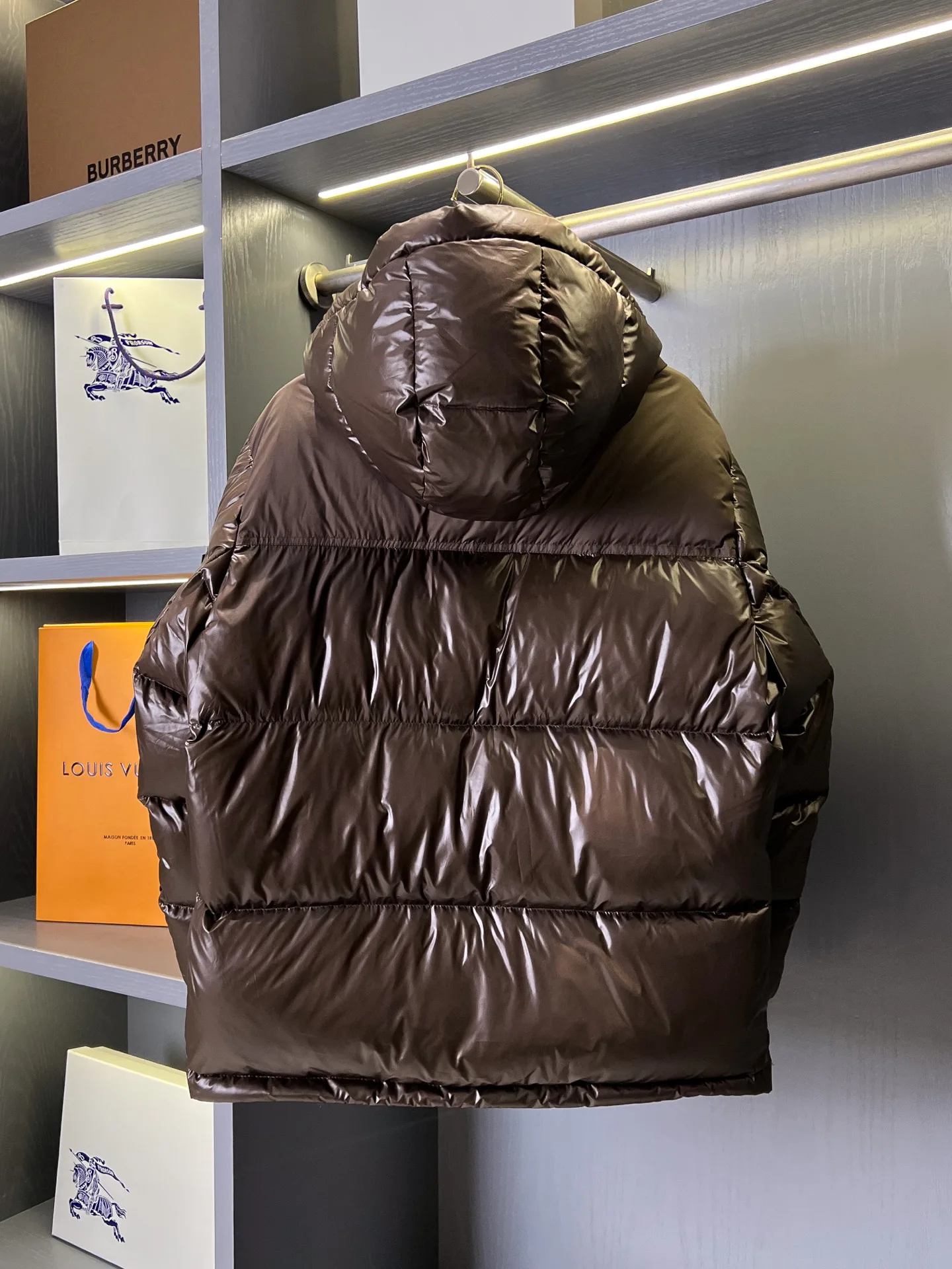 Куртки И Пуховики Женские Burberry 381085