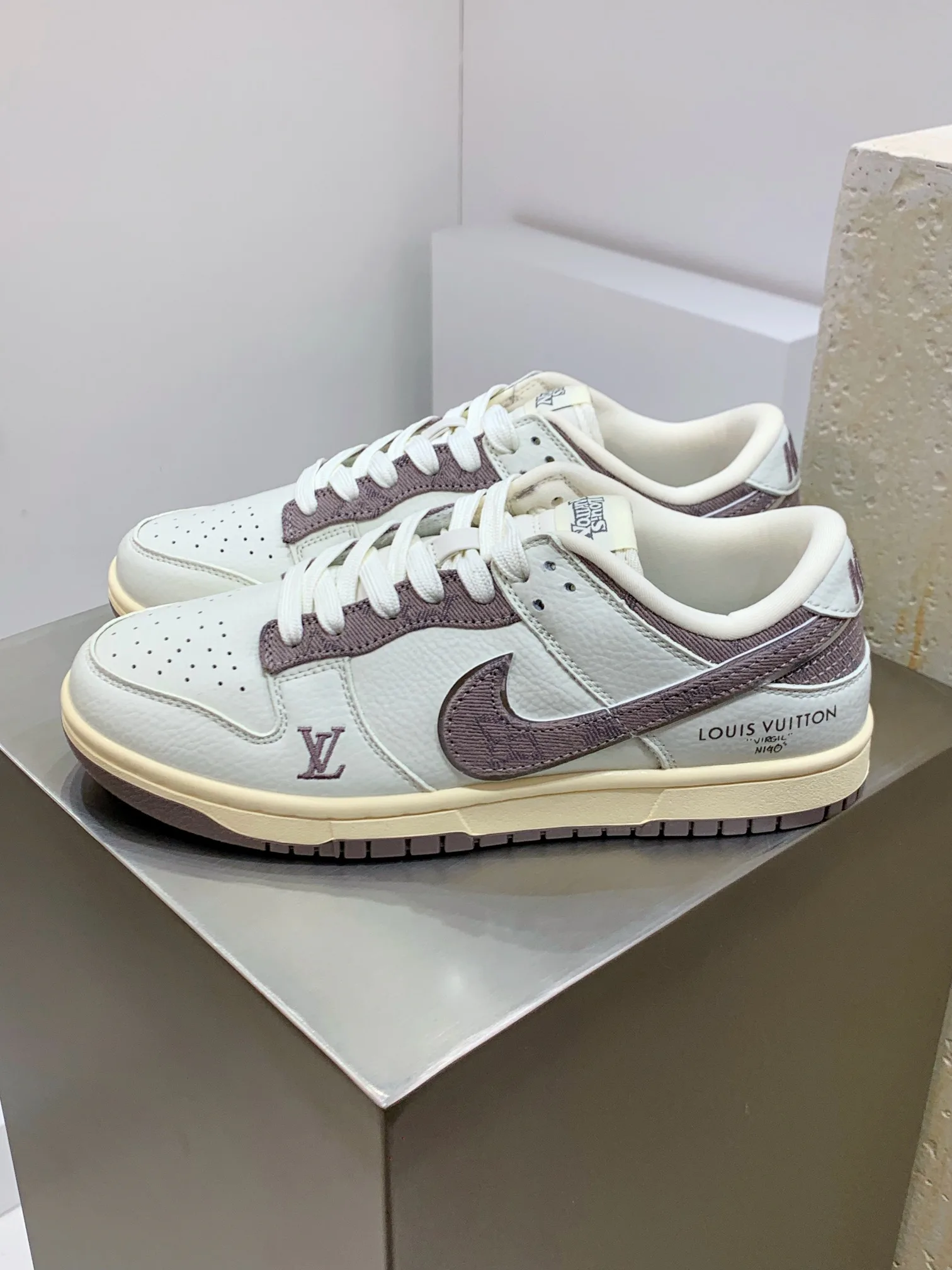 Кроссовки Женские Nike 34111