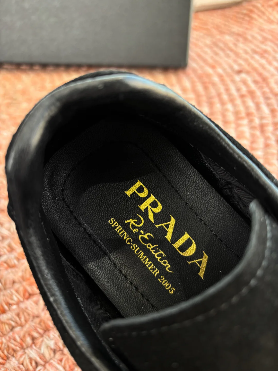 Кроссовки Женские Prada 10446965