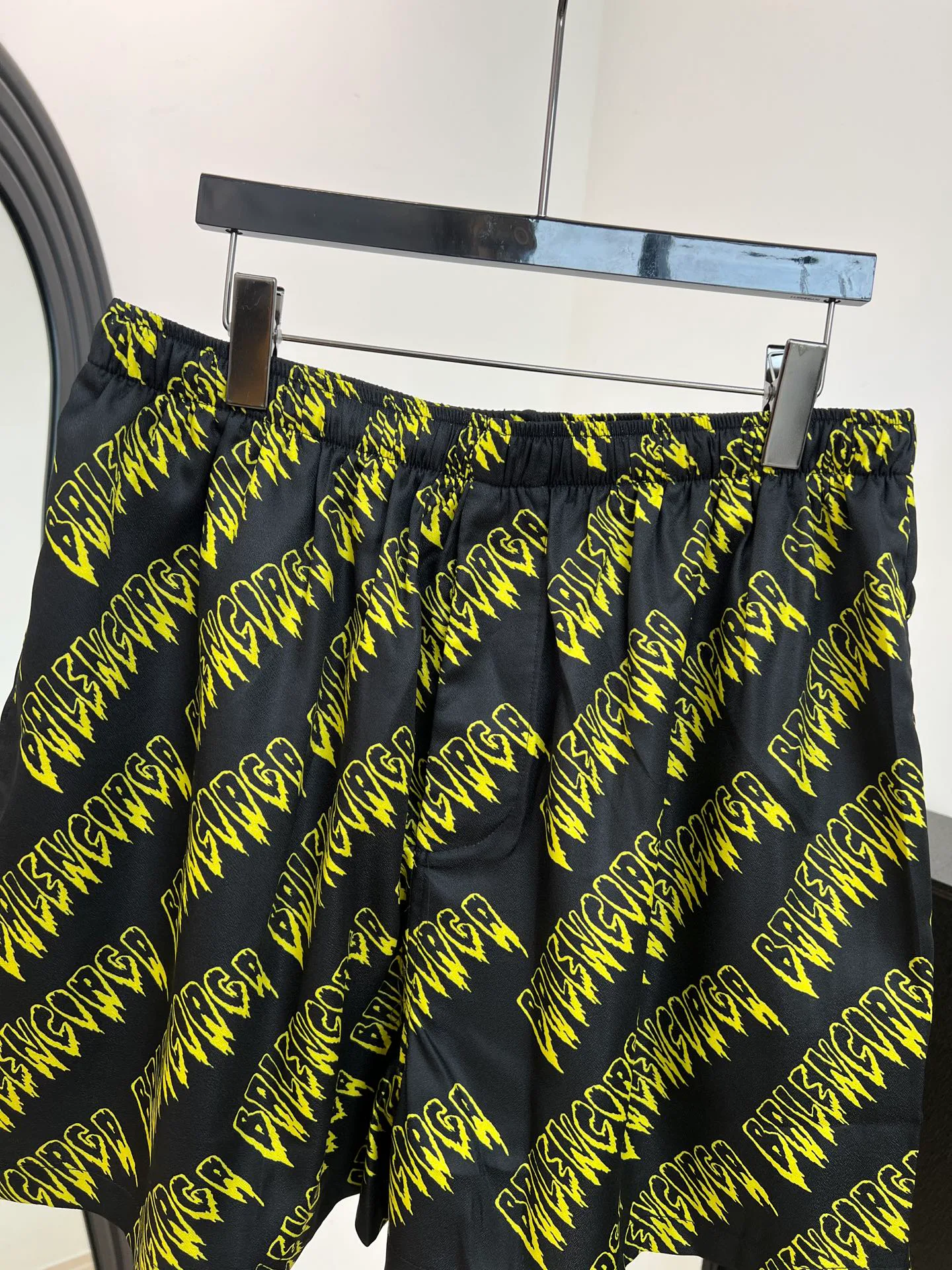 Шорты Мужские Balenciaga 13209295