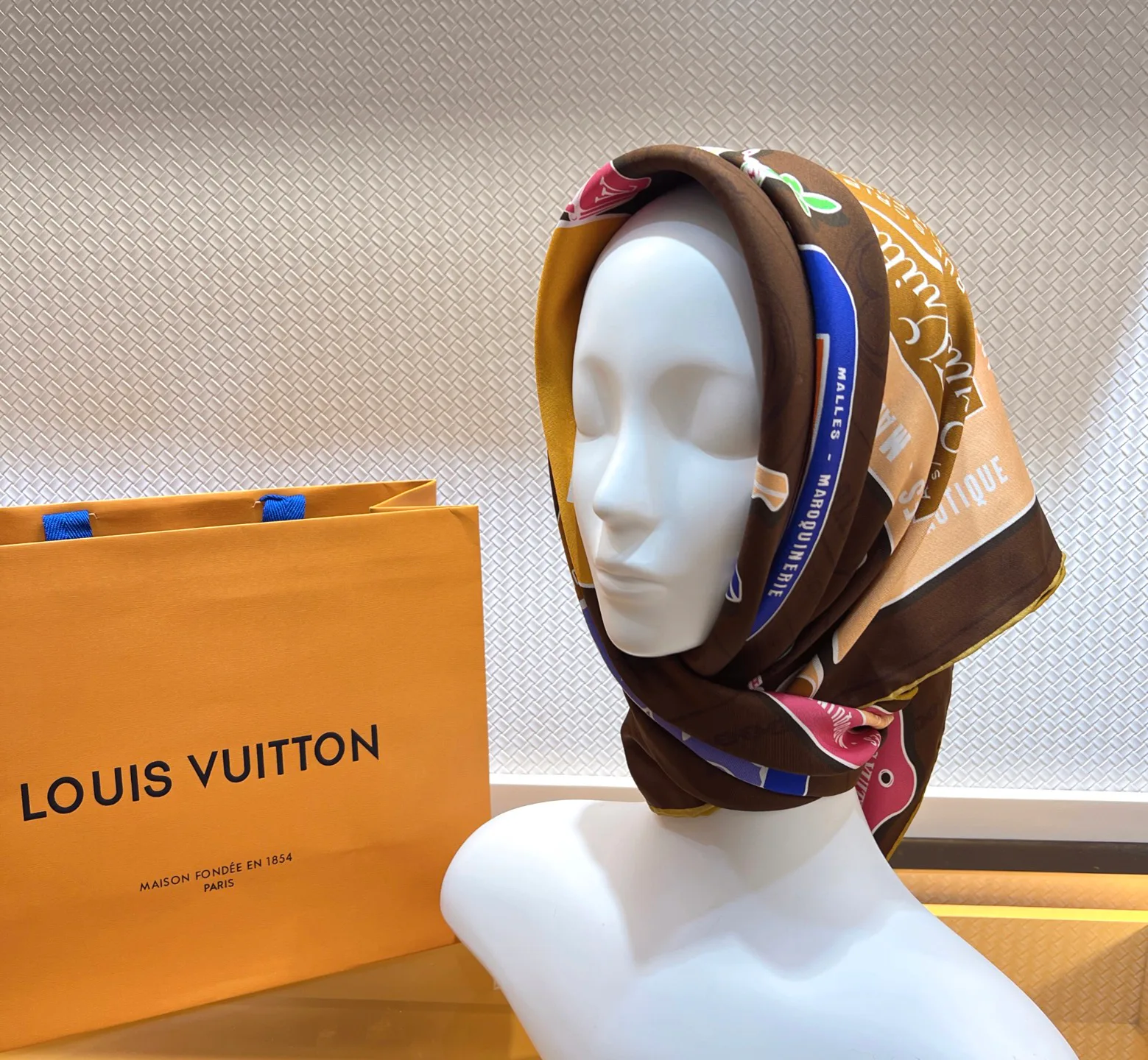 Платки Louis Vuitton 16885842