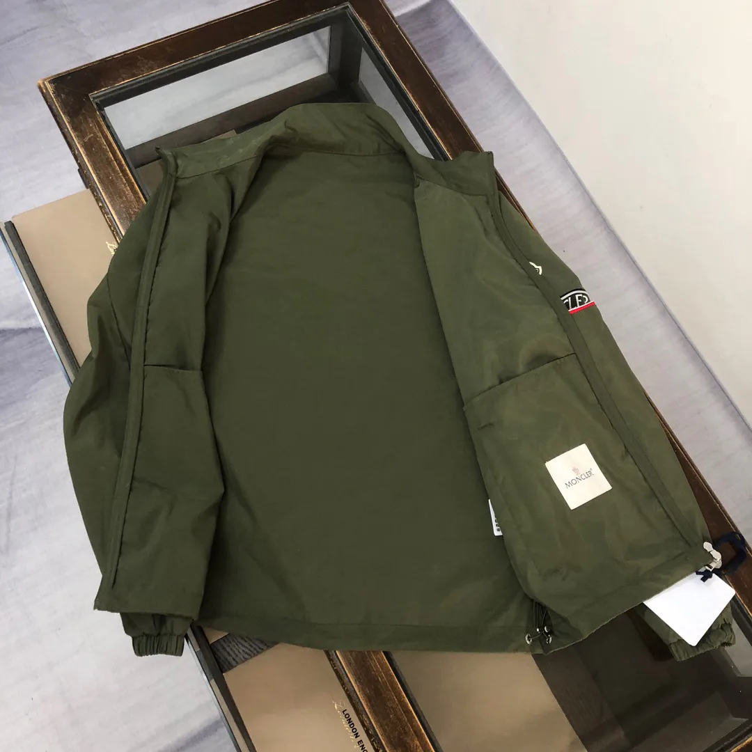 Куртки И Пуховики Женские Moncler 9642357