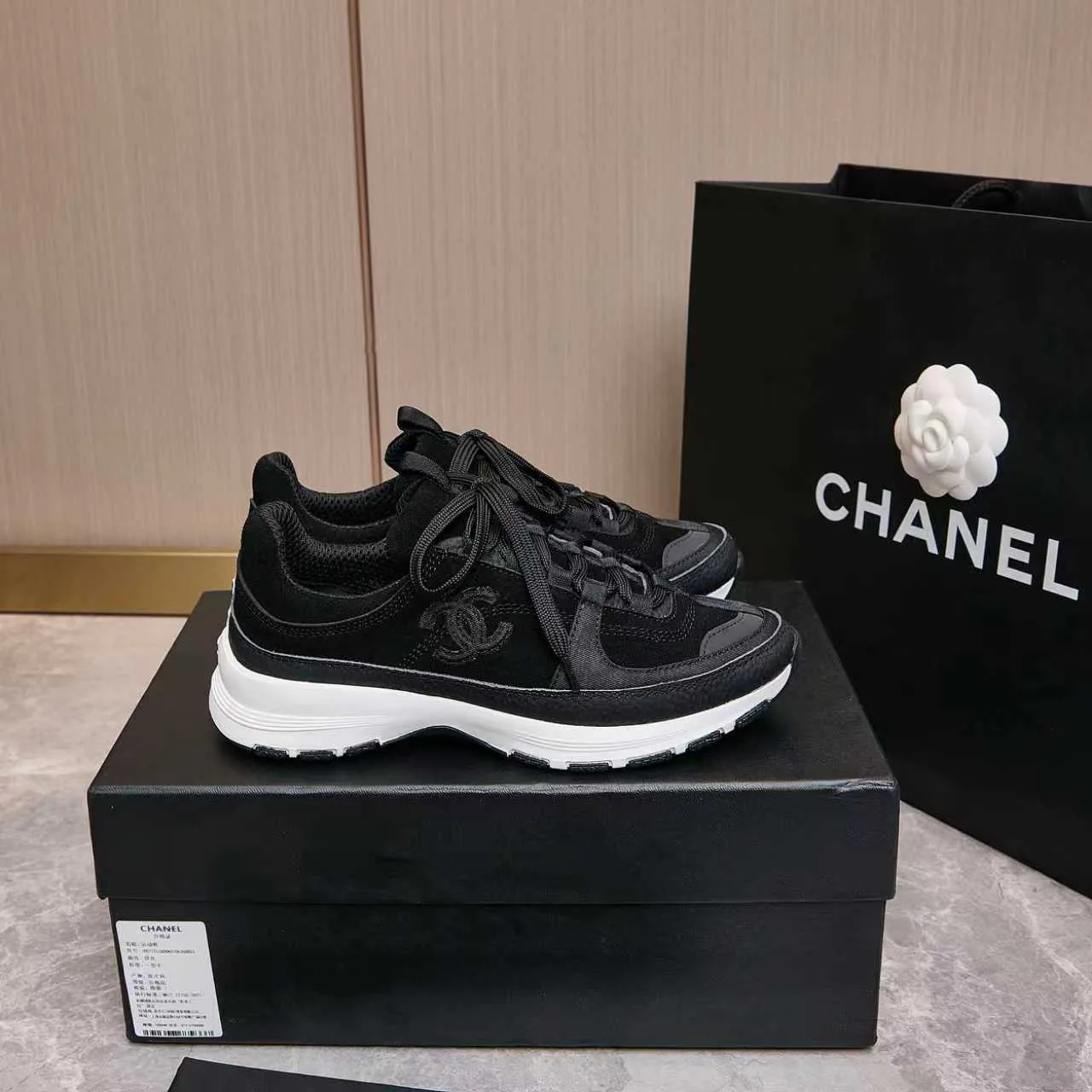 Кроссовки Женские Chanel 10515983