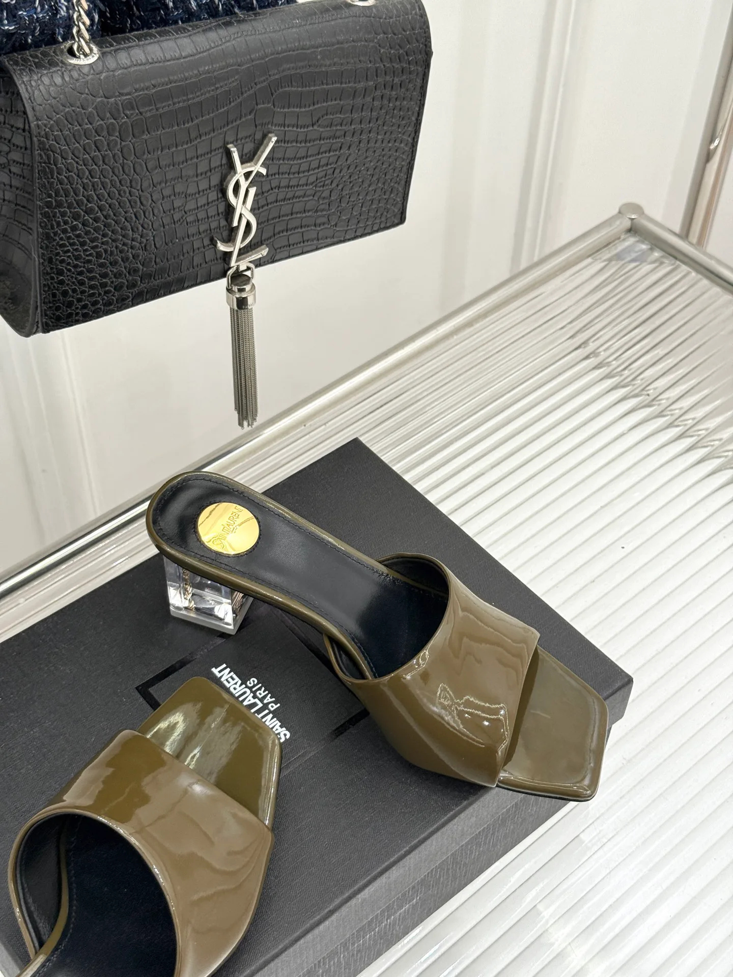 Босоножки Женские Saint Laurent 17024881
