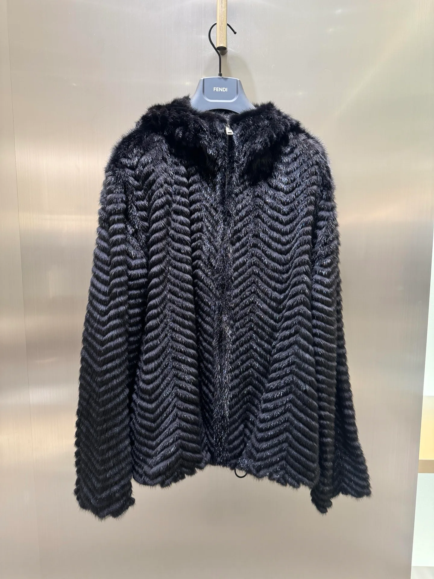 Шубы Женские Fendi 18795026