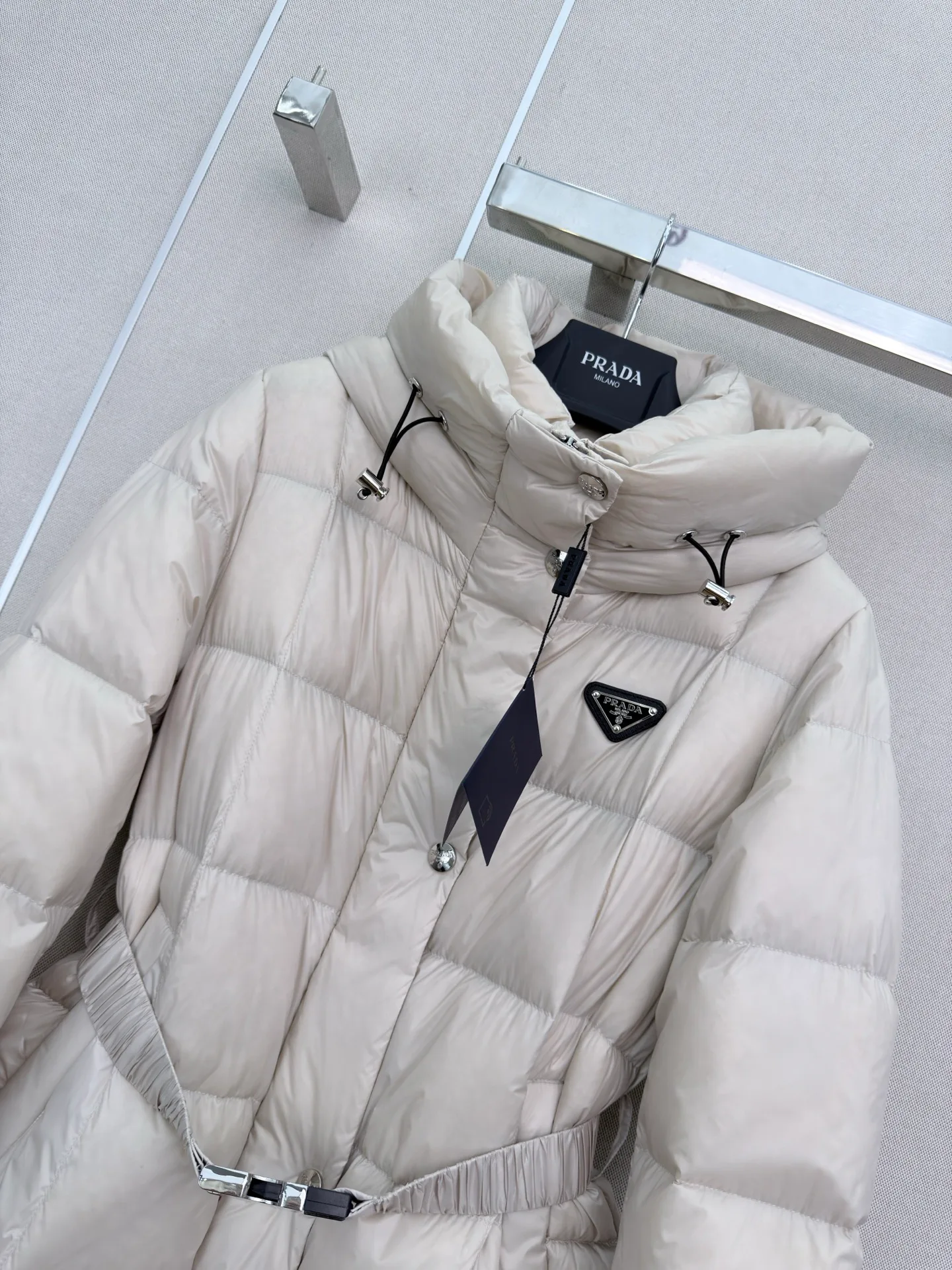 Куртки И Пуховики Женские Prada 18185791