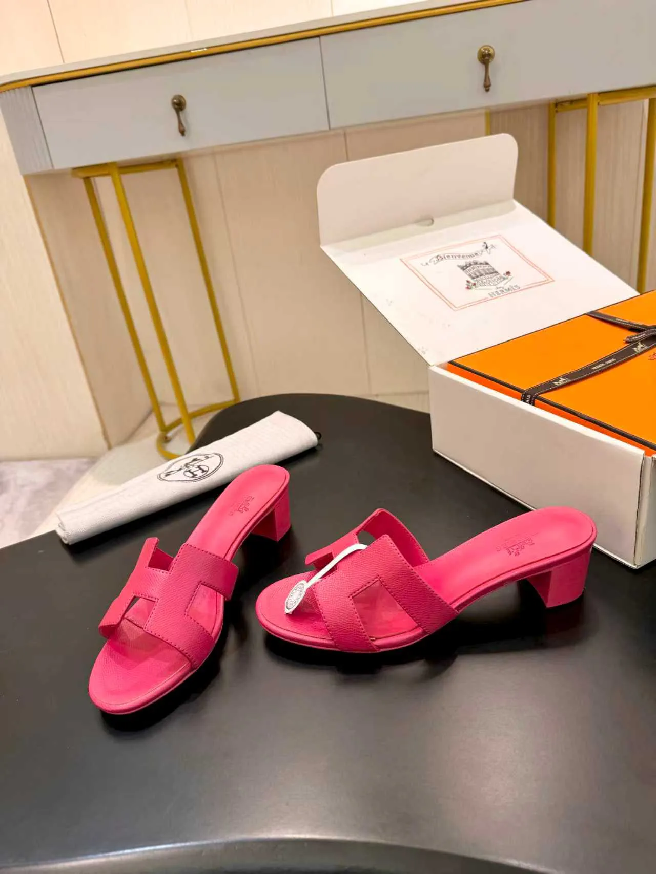 Босоножки Женские Hermes 10250444